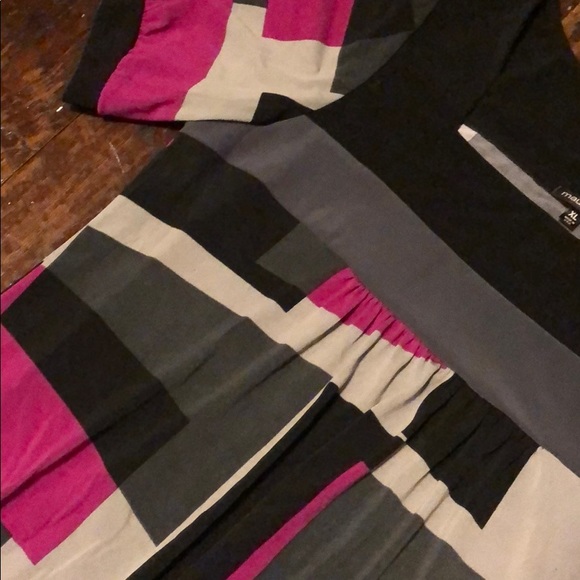 Mini Geometric Dress - Picture 3 of 3